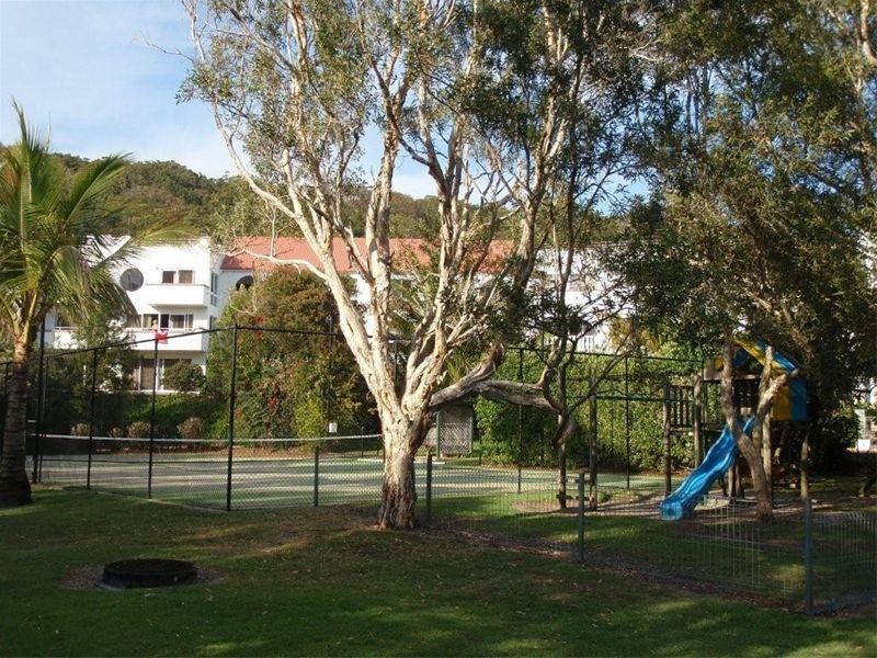 41 Dickson Way, Point Lookout QLD 4183