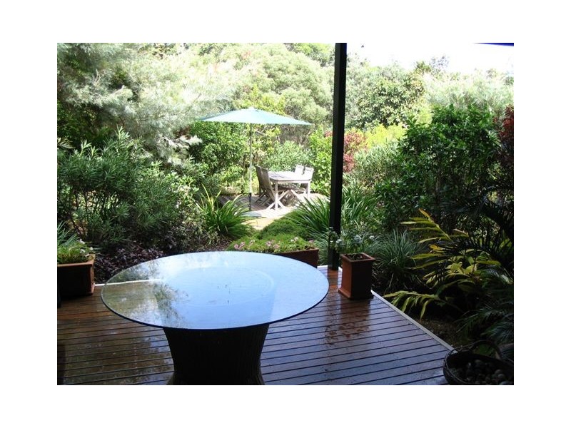 6 Billa Street, Point Lookout QLD 4183