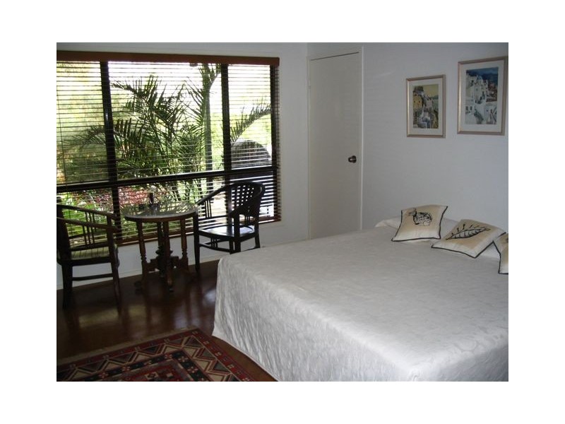 6 Billa Street, Point Lookout QLD 4183