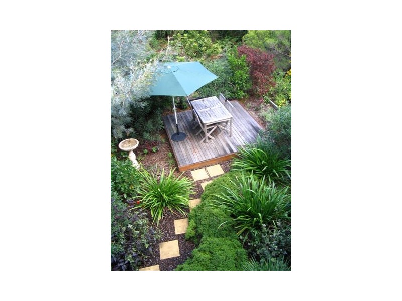 6 Billa Street, Point Lookout QLD 4183