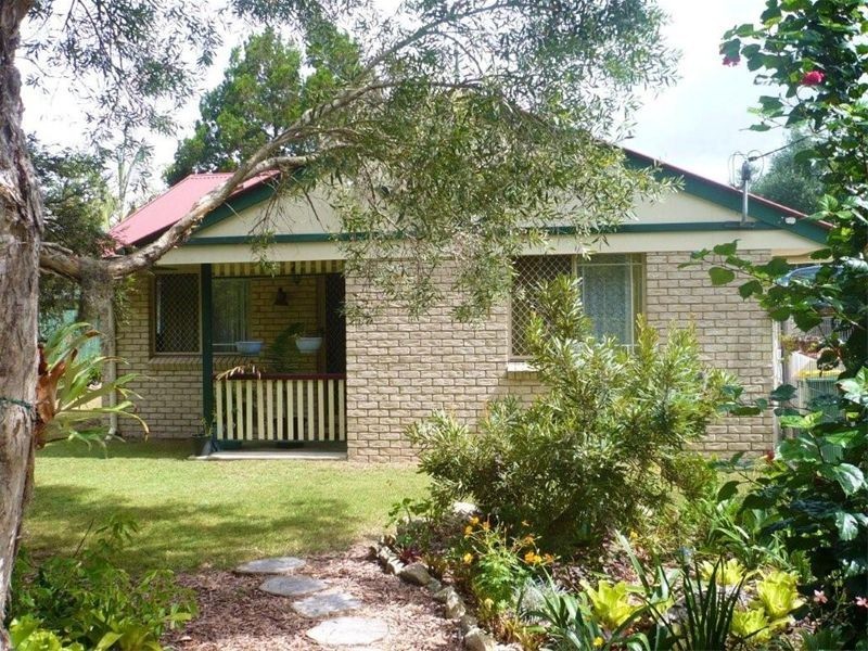 46 Sovereign Road, Amity Point QLD 4183