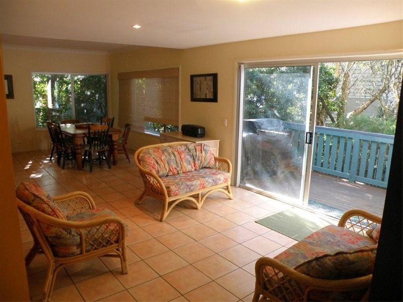 92 Mooloomba Road, Point Lookout QLD 4183