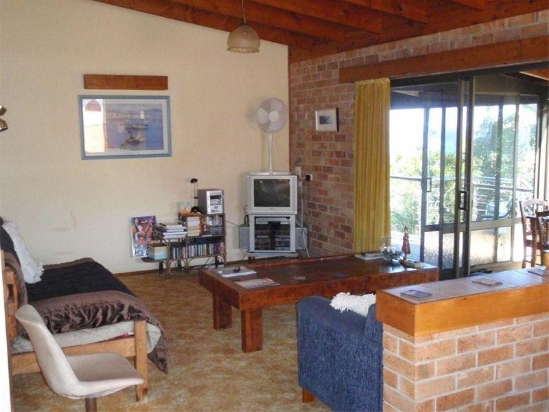 109 Rainbow Crescent, Dunwich QLD 4183
