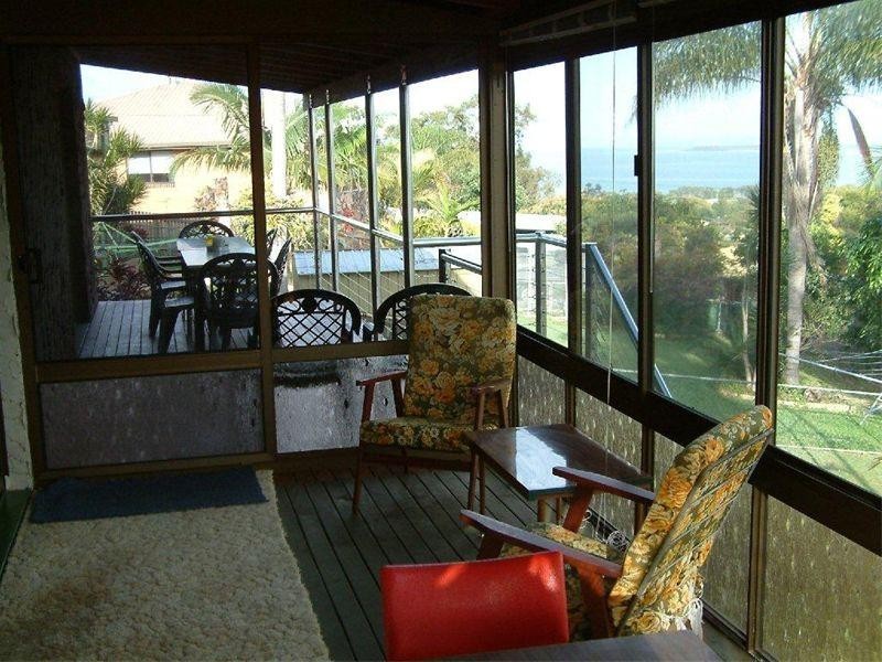 109 Rainbow Crescent, Dunwich QLD 4183