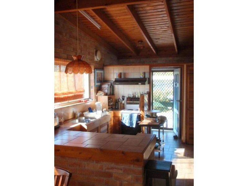 109 Rainbow Crescent, Dunwich QLD 4183