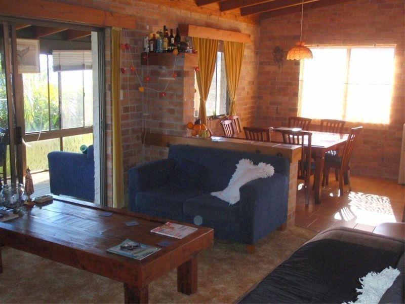 109 Rainbow Crescent, Dunwich QLD 4183