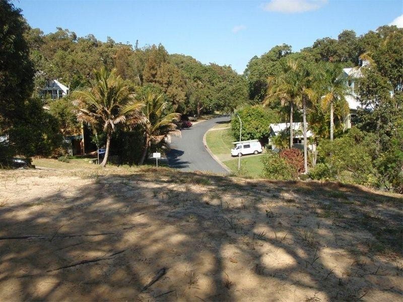 89 Tramican Street, Point Lookout QLD 4183