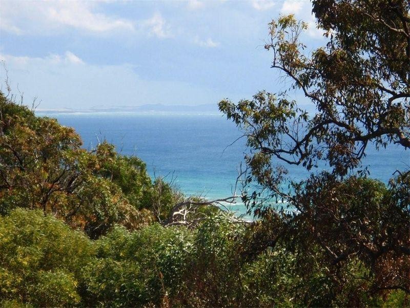 89 Tramican Street, Point Lookout QLD 4183