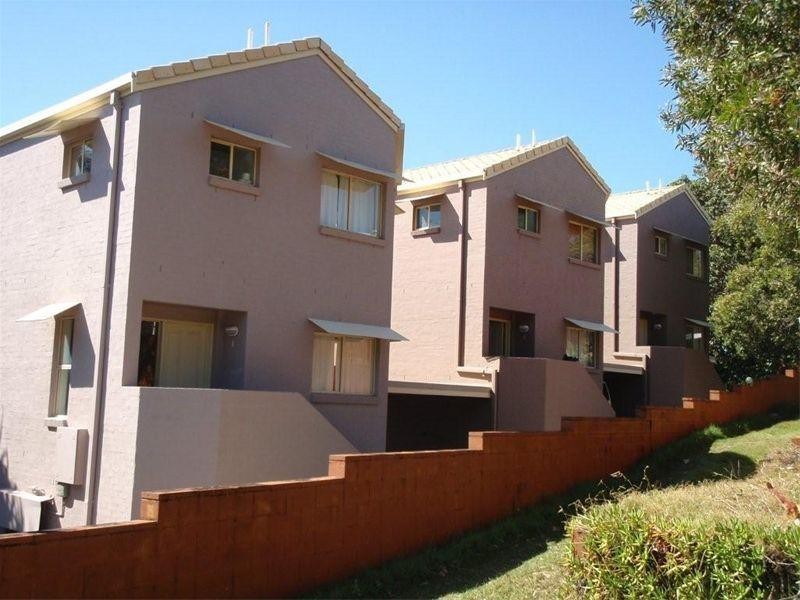 7 Booran Street, Point Lookout QLD 4183