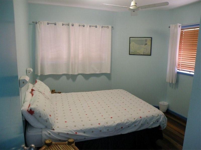 7 Booran Street, Point Lookout QLD 4183