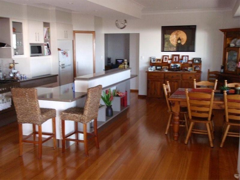 133 Rainbow Crescent, Dunwich QLD 4183