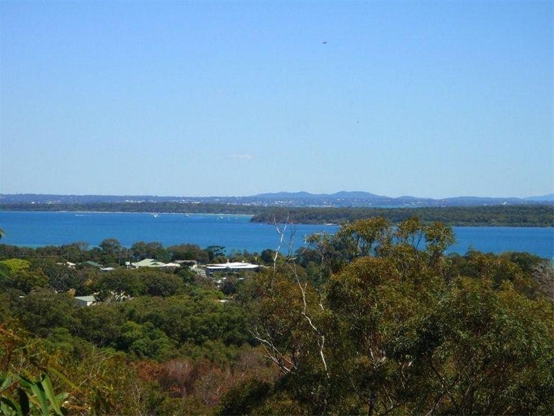 133 Rainbow Crescent, Dunwich QLD 4183