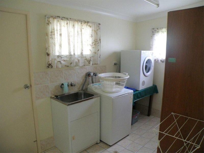 89 Mooloomba Road, Point Lookout QLD 4183