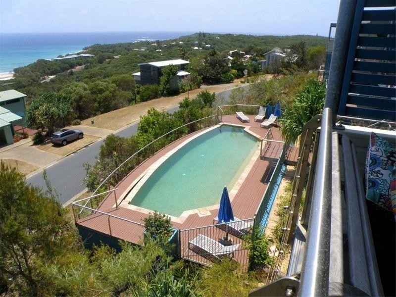 12 Pratt Court, Point Lookout QLD 4183