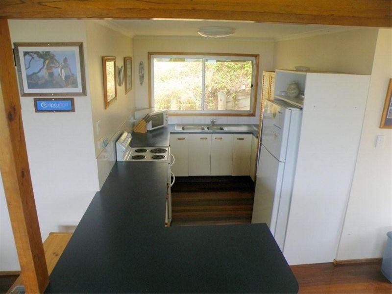 15 George Nothling Drive, Point Lookout QLD 4183