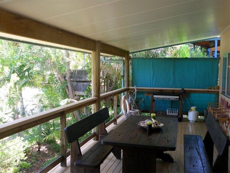 130 Tramican Street, Point Lookout QLD 4183