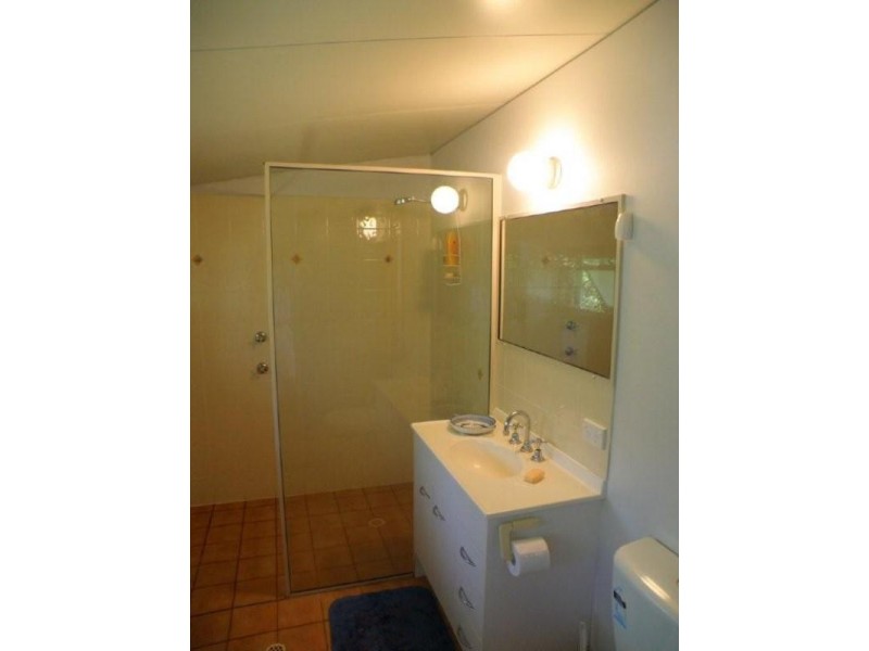 130 Tramican Street, Point Lookout QLD 4183