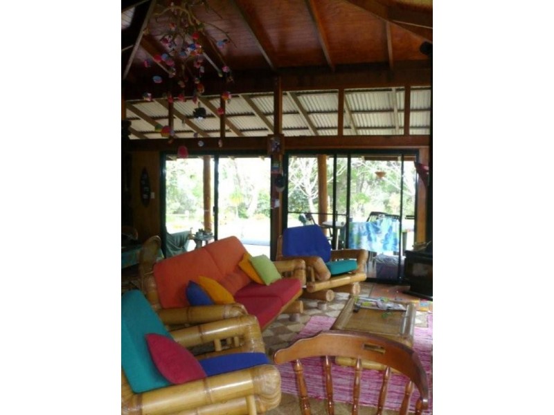 7 Macland Street, Amity Point QLD 4183