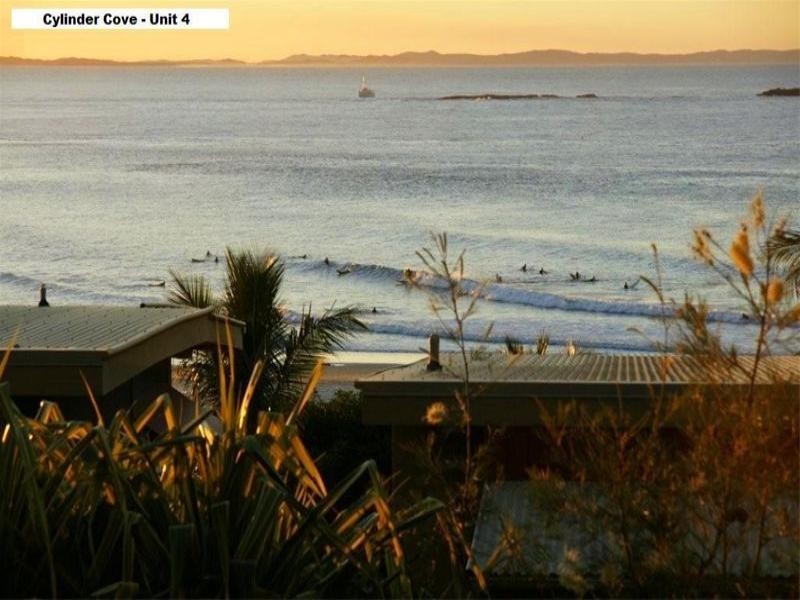 118 Mooloomba Road, Point Lookout QLD 4183