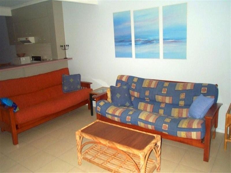 21 Cumming Parade, Point Lookout QLD 4183