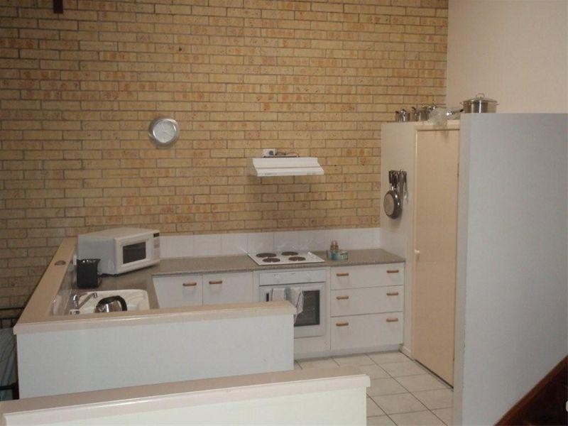 34 Samarinda Way, Point Lookout QLD 4183