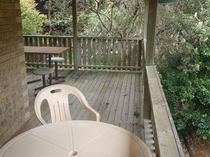 34 Samarinda Way, Point Lookout QLD 4183