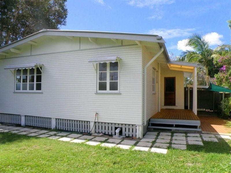 17 Flinders Avenue, Dunwich QLD 4183