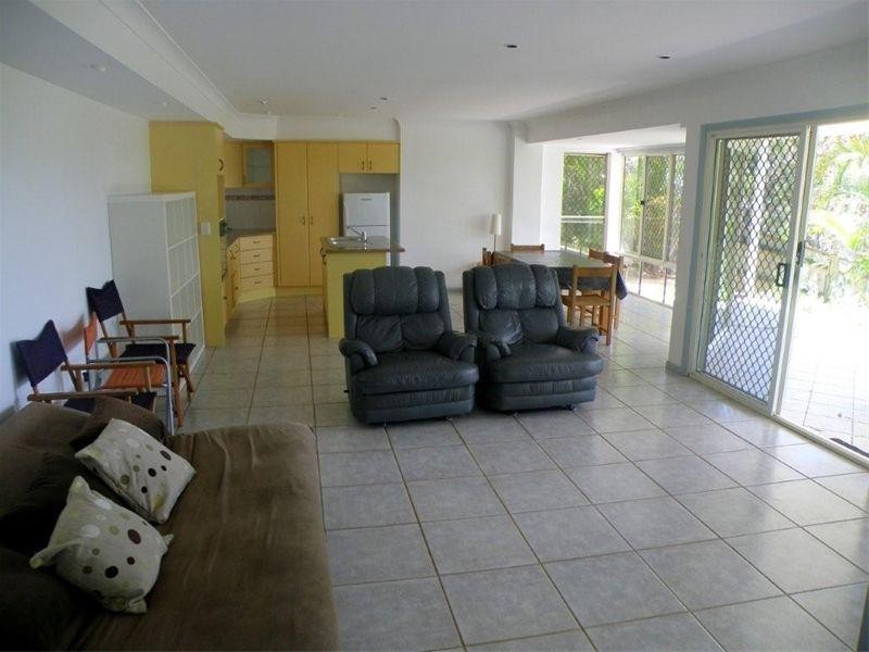 99 Tramican Street, Point Lookout QLD 4183