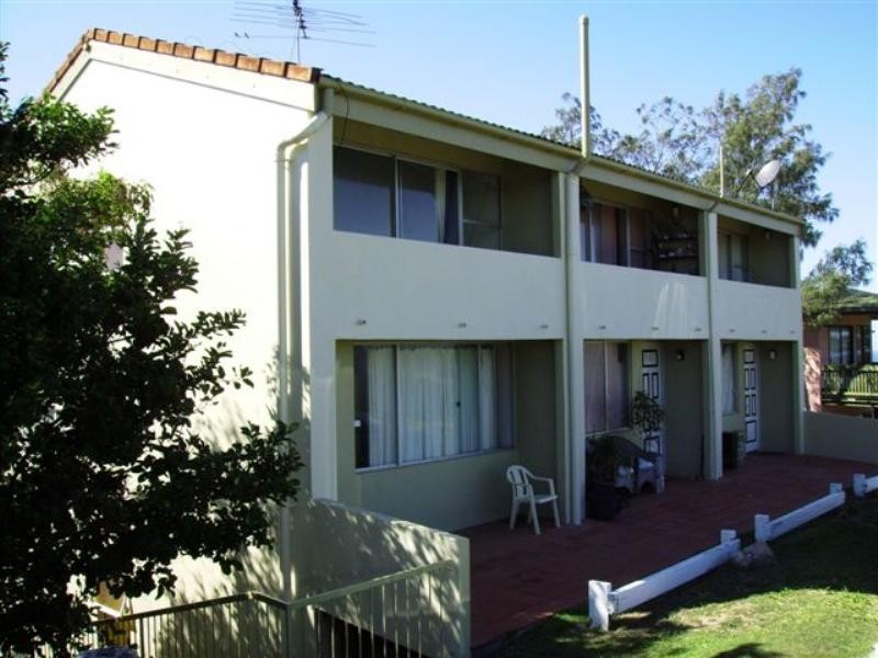 11 Midjimberry Road, Point Lookout QLD 4183