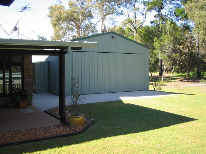 58 Kindara Street, Amity Point QLD 4183