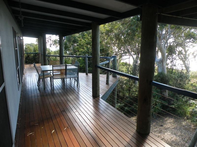 81 Tramican Street, Point Lookout QLD 4183