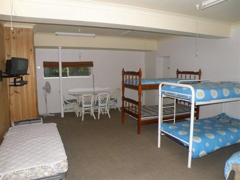 2 Millers Lane, Amity Point QLD 4183