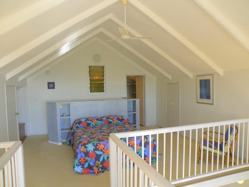 3 Donohue Street, Point Lookout QLD 4183