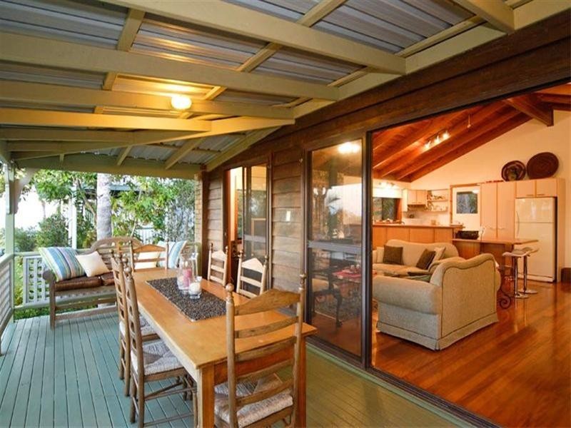 123 Tramican Street, Point Lookout QLD 4183