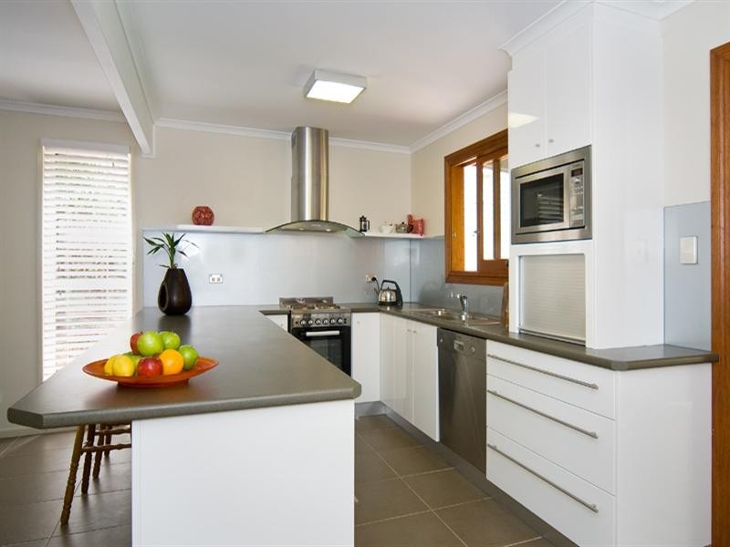 2/3 Prosperity Street, Point Lookout QLD 4183