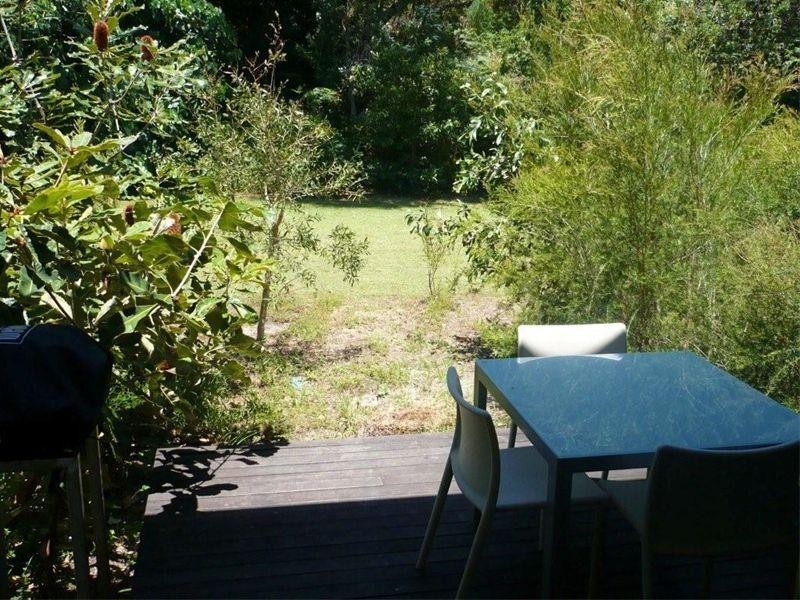 49 Dickson Way, Point Lookout QLD 4183