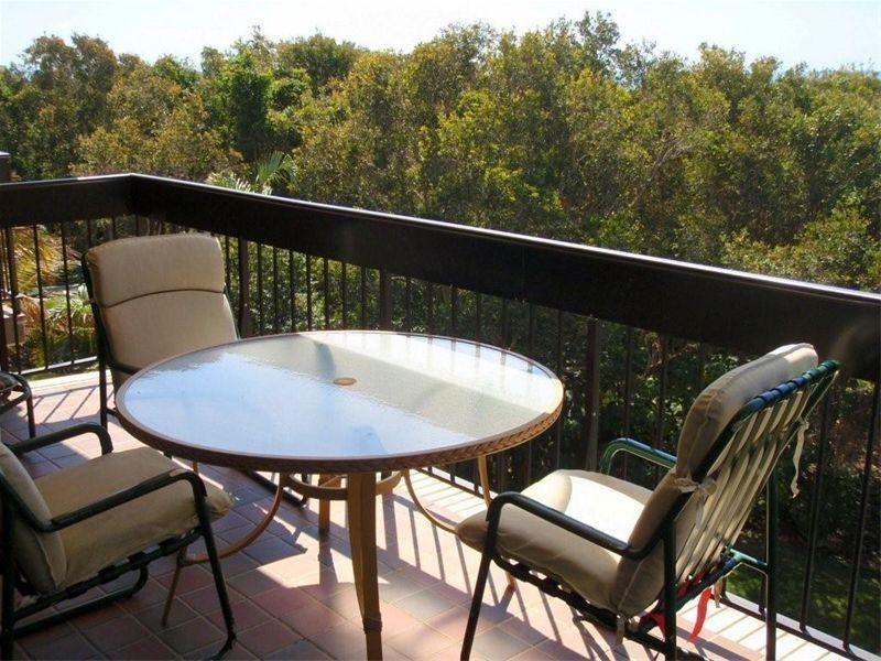 112 Dickson Way, Point Lookout QLD 4183