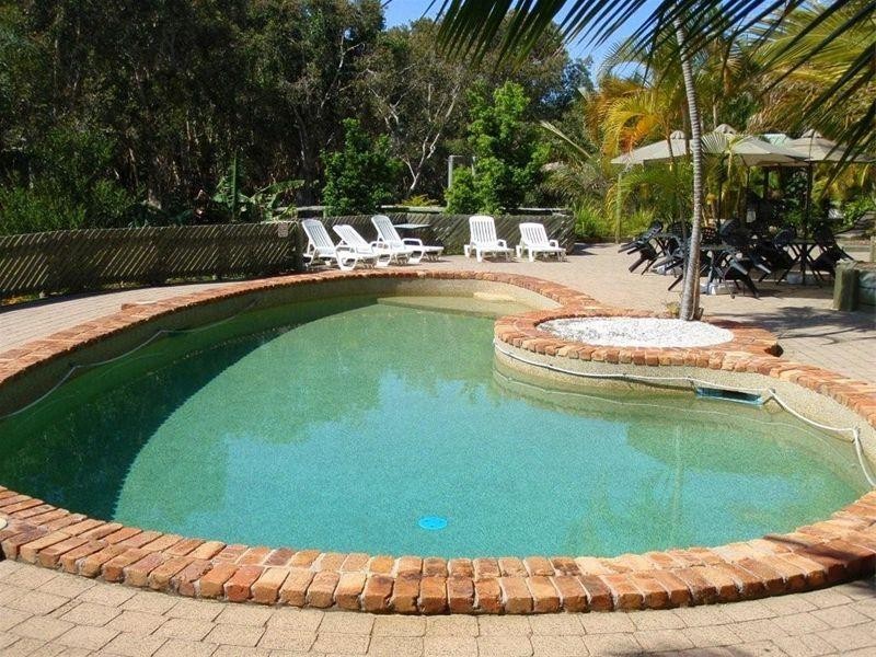 112 Dickson Way, Point Lookout QLD 4183