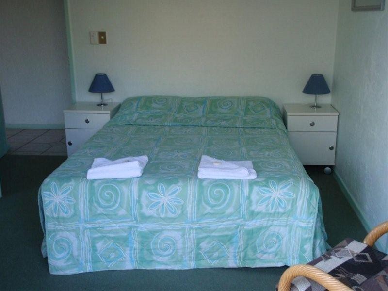 112 Dickson Way, Point Lookout QLD 4183