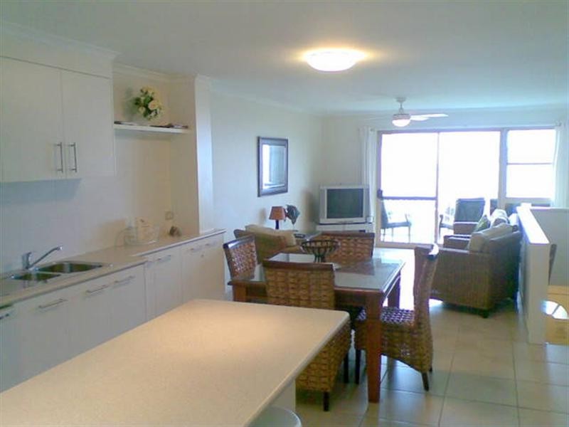 21 Cumming Parade, Point Lookout QLD 4183