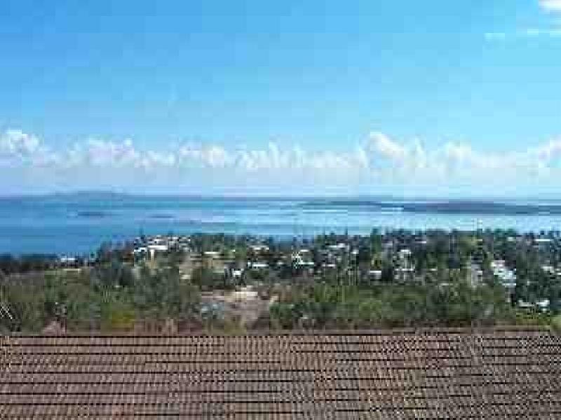 73 Rainbow Crescent, Dunwich QLD 4183