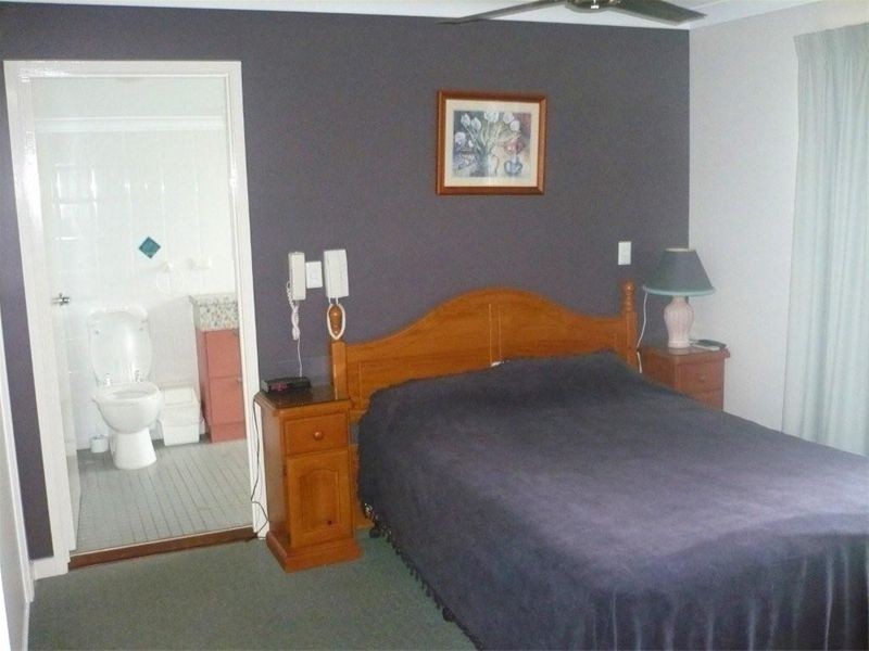 23 Mooloomba Road, Point Lookout QLD 4183