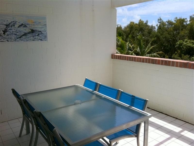 41 Dickson Way, Point Lookout QLD 4183