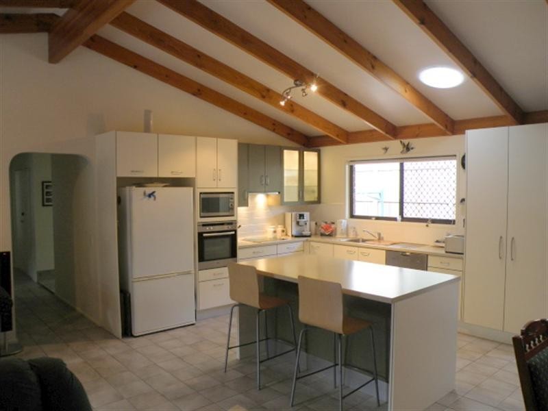 52 Booran Street, Point Lookout QLD 4183