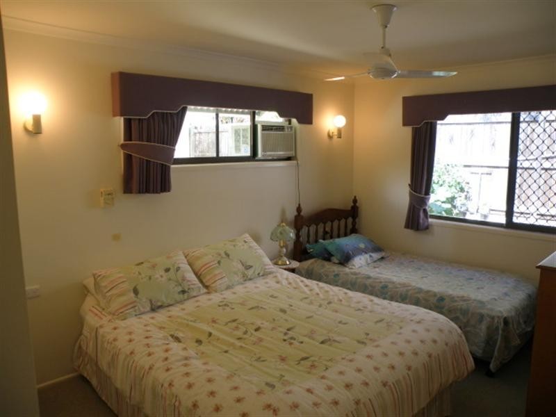 52 Booran Street, Point Lookout QLD 4183