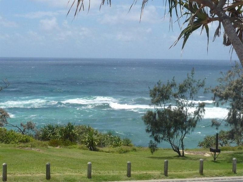 23 Mooloomba Road, Point Lookout QLD 4183