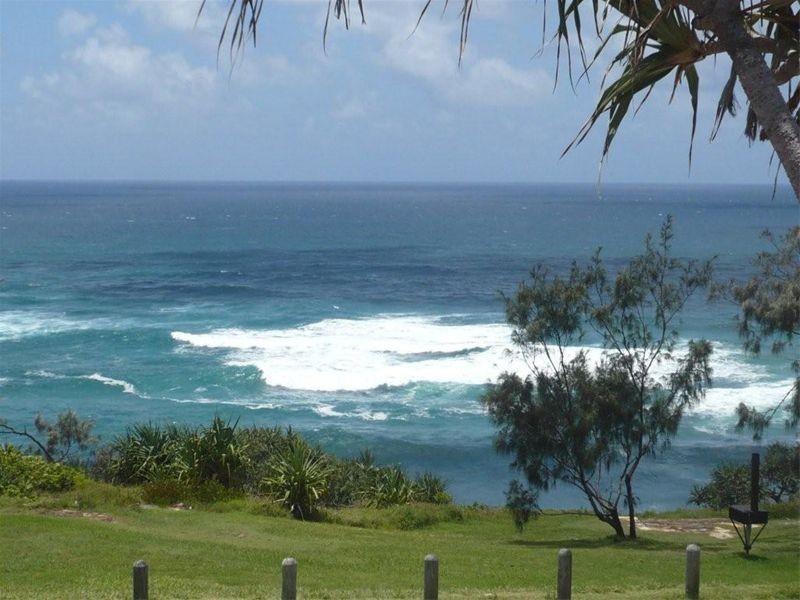 23 Mooloomba Road, Point Lookout QLD 4183