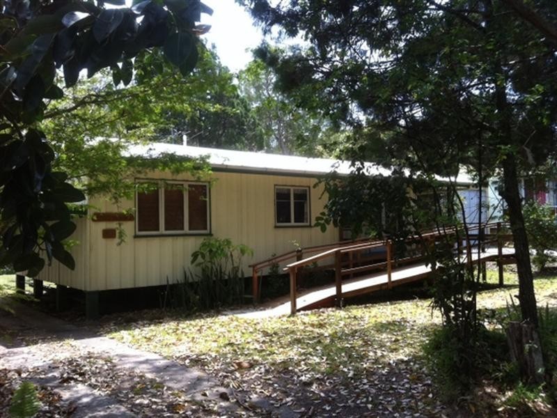 11 Sovereign Road, Amity Point QLD 4183