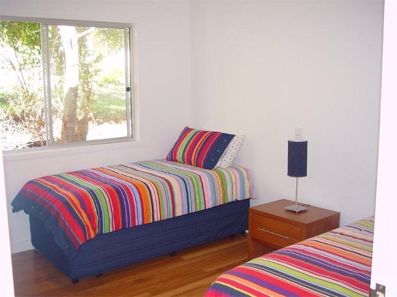 10 Bambara Street, Point Lookout QLD 4183