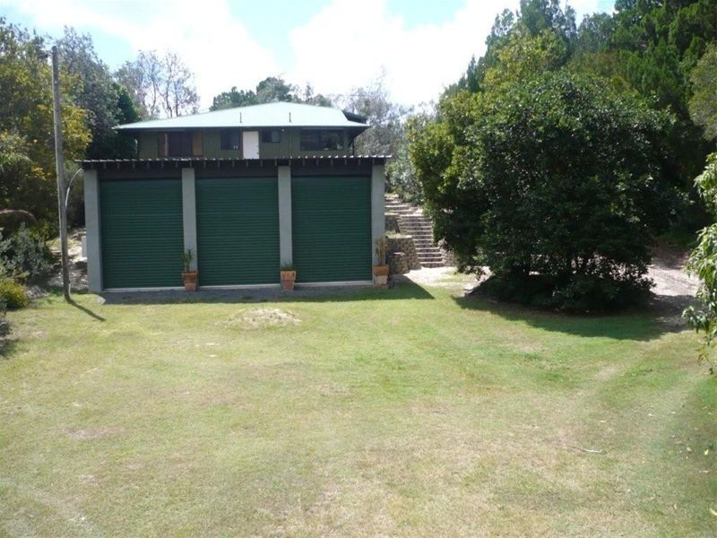 7 Macland Street, Amity Point QLD 4183